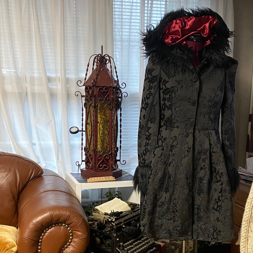 WIDOW kindred mystery brocade jacket coat